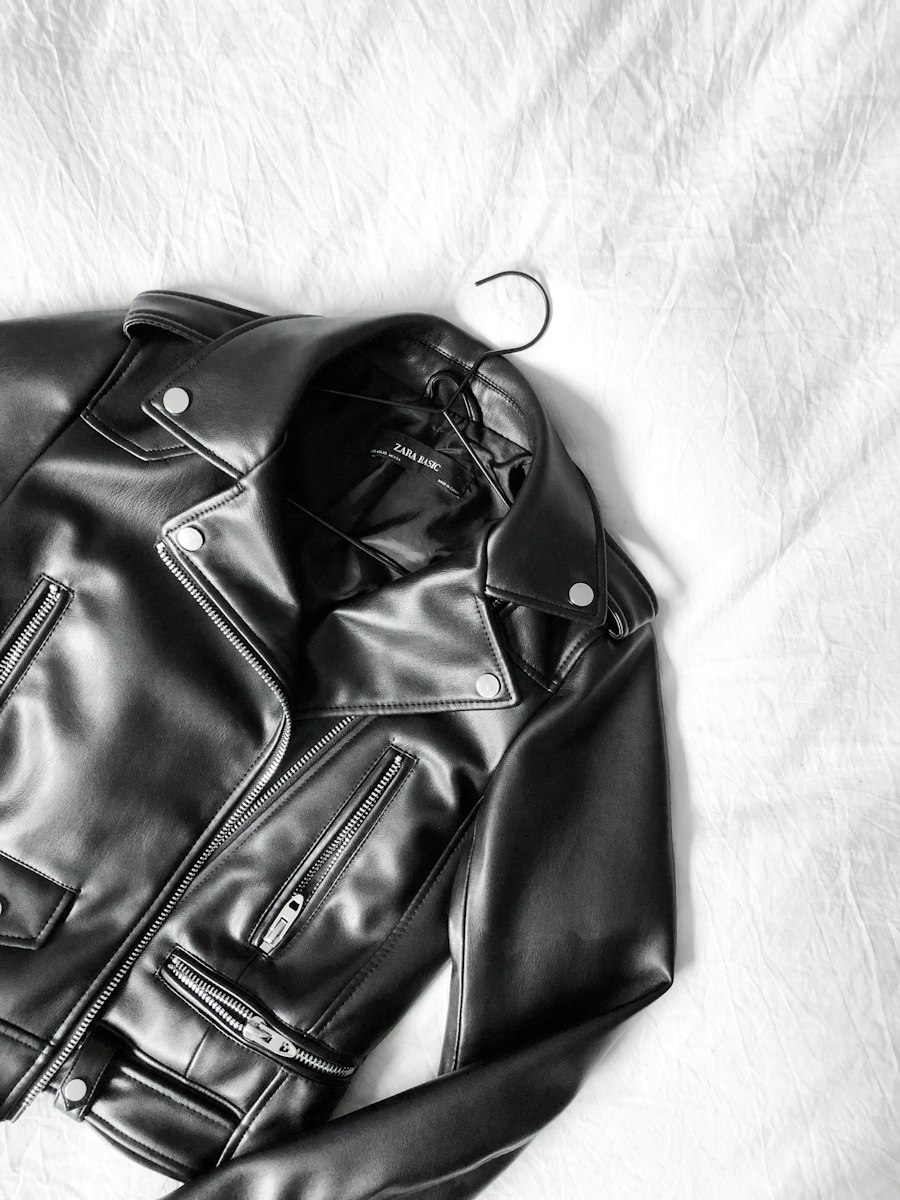 Minimal outerwear collection, demo photo